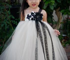 Flower girl dress. Mesh with Black Lace Tutu Dress. baby tutu dress, toddler tutu dress, wedding, birthday, Newborn, 2t,3t,4t,5t